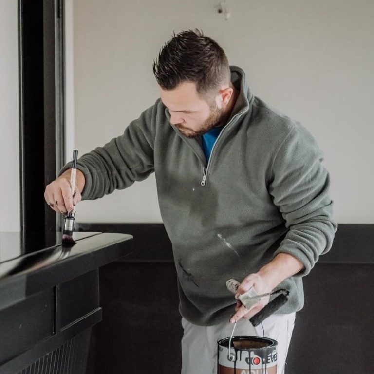 Afwerking door Luuk van Behangwerk